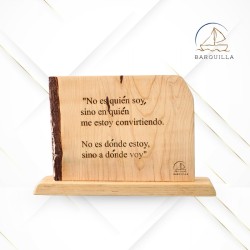 Listón Vertical "No es Quién Soy..."